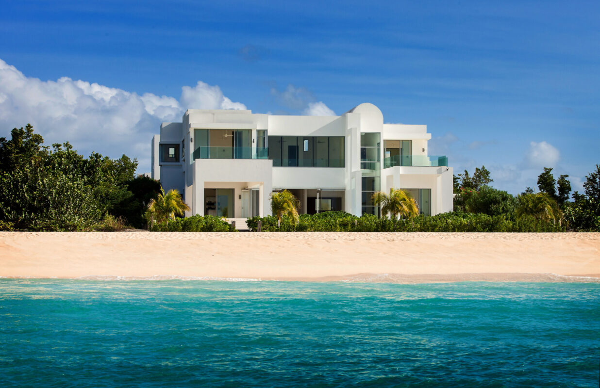 cach-bao-ve-lop-son-ngoai-troi-cho-cong-trinh-ven-bien